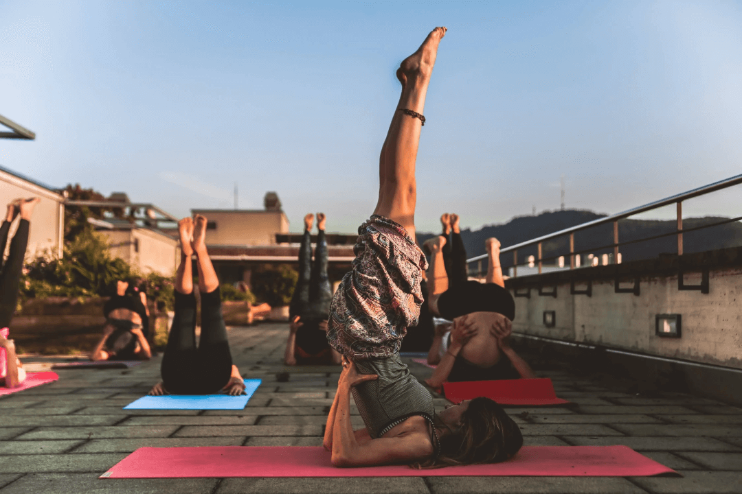 5 Best Yoga Class Specials and Practices to Increase Your Cash Flow